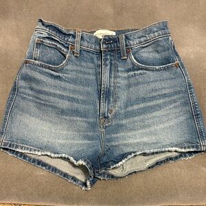 Abercrombie & Fitch Curve Love Classic Blue Jean Shorts